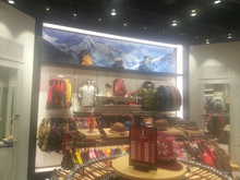 [실사썬팅] 아이더-EIDER(매장디스플레이 비주얼 인화지 부착 및 시공)