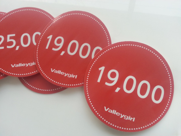 Valley girl-벨리걸 할인스티커(PVC 캘+돔보컷팅)100x100mm/소량출력/스티커/(가격전화문의)