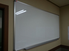 [실내사인물] 모카몰드 주식회사(화이트보드, 롤브라인드 제작 및 시공)